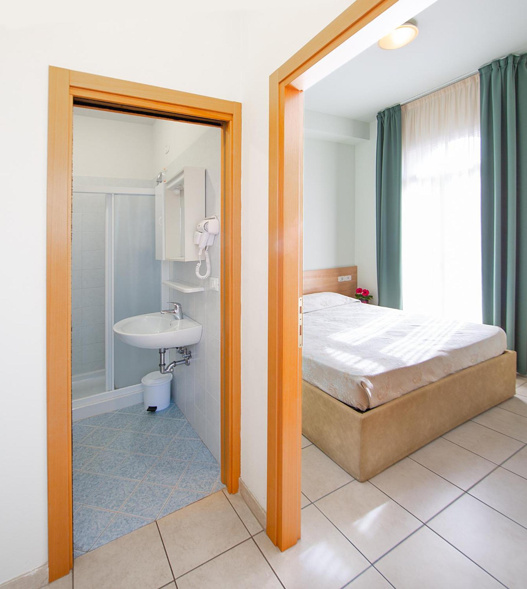 Hotel Ginevra *